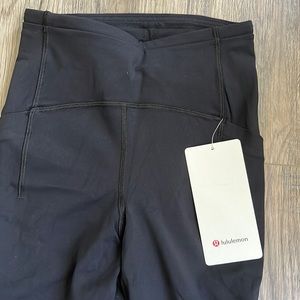 Lululemon cropped leggings, NWT, size 2